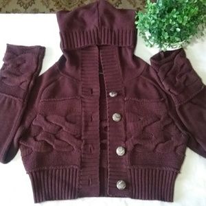 Hooded Cropped knit sweater